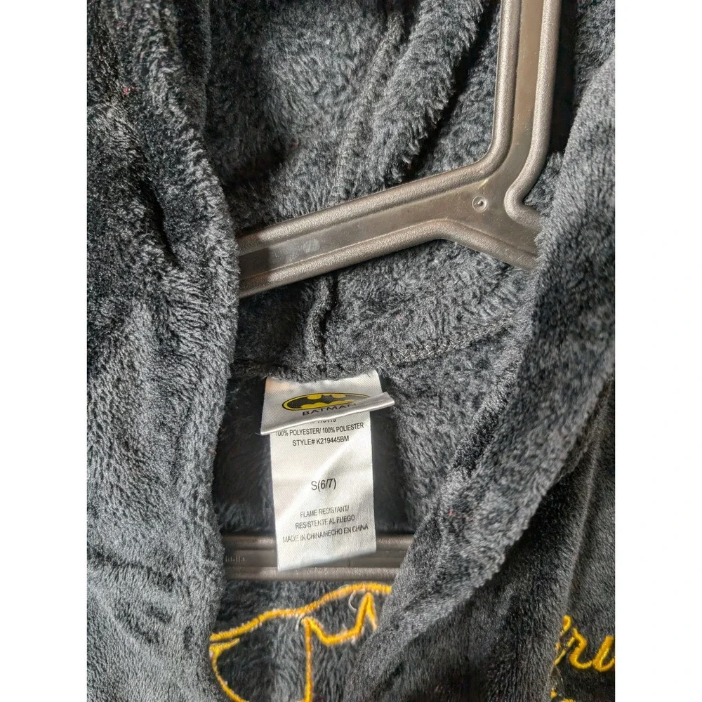 Batman Bruce Wayne Boy's Hooded Minky Fleece‎ Bathrobe (S) 6/7